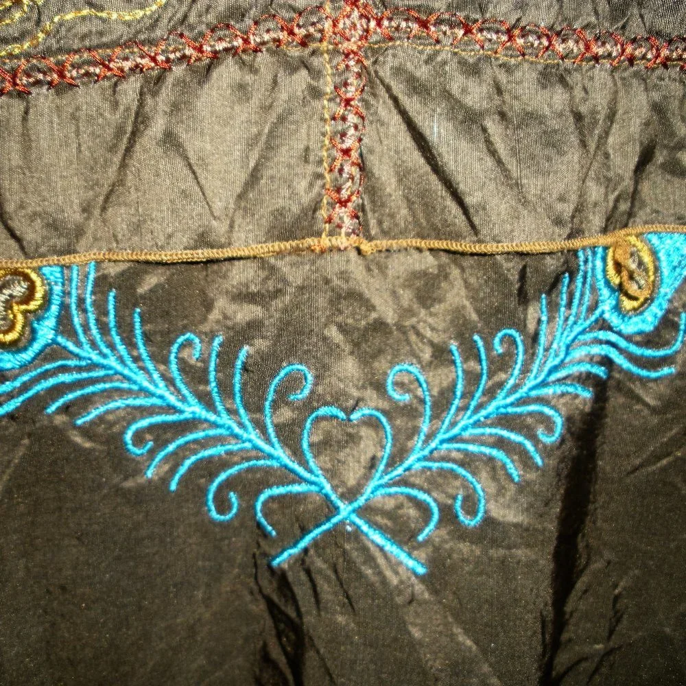 PRICE DROP! Johnny Was Boho100% silk embroidered blouse SZ M - Picture 8 of 8